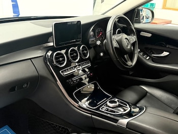 Used Mercedes-Benz C Class 2018 for sale - 76291735: Photo 4