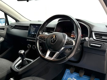 Used Renault Clio 2020 for sale - 78583437: Photo