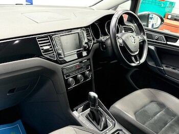 Used Volkswagen Golf SV 2018 for sale - 78631845: Photo