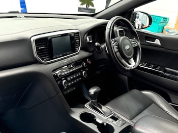 Used Kia Sportage 2019 for sale - 76910047: Photo