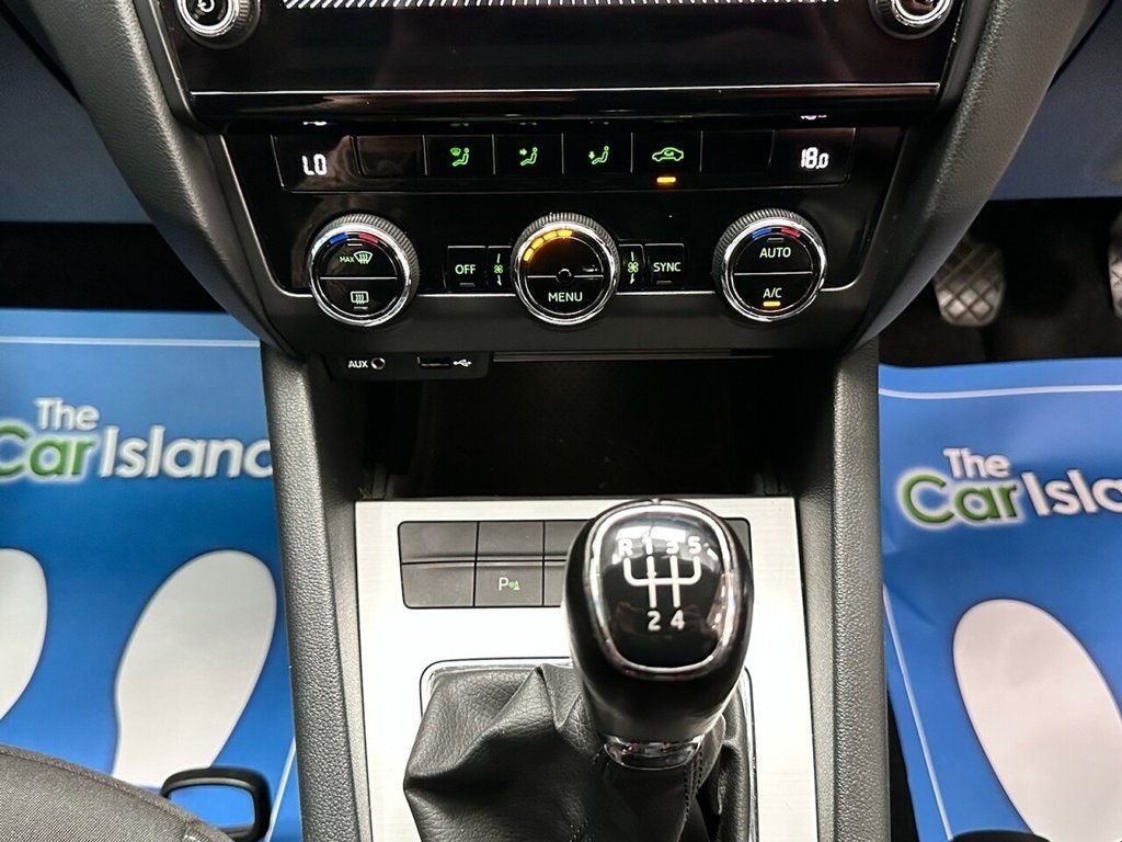 Used Skoda Octavia 2017 for sale - 76950547: Photo 21