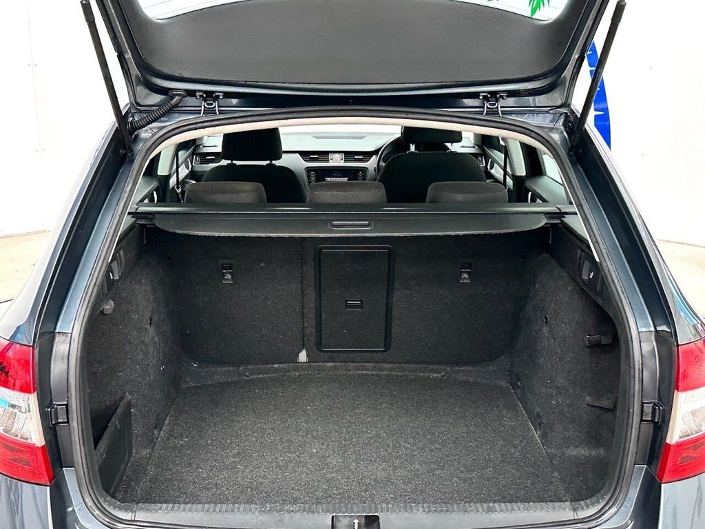 Used Skoda Octavia 2017 for sale - 76950547: Photo 32