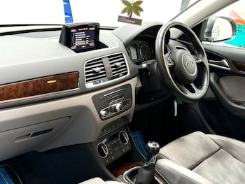 Used Audi Q3 2017 for sale - 77680772: Photo