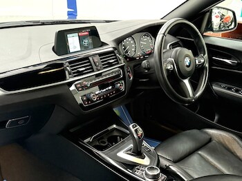 Used BMW 2 Series 2018 for sale - 77452282: Photo