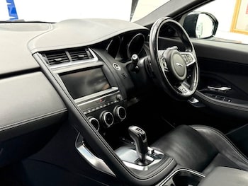 Used Jaguar E-Pace 2018 for sale - 78936249: Photo