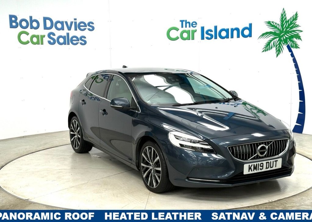 Used Volvo V40 2019 for sale - 75986129: Photo 1