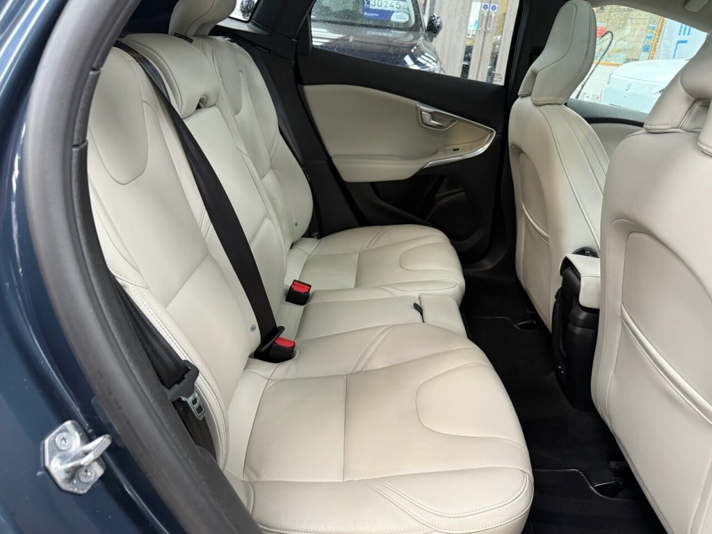 Used Volvo V40 2019 for sale - 75986129: Photo 31