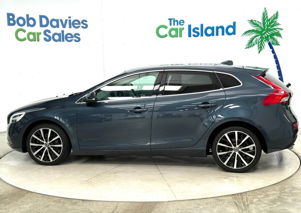 Used Volvo V40 2019 for sale - 75986129: Photo 5