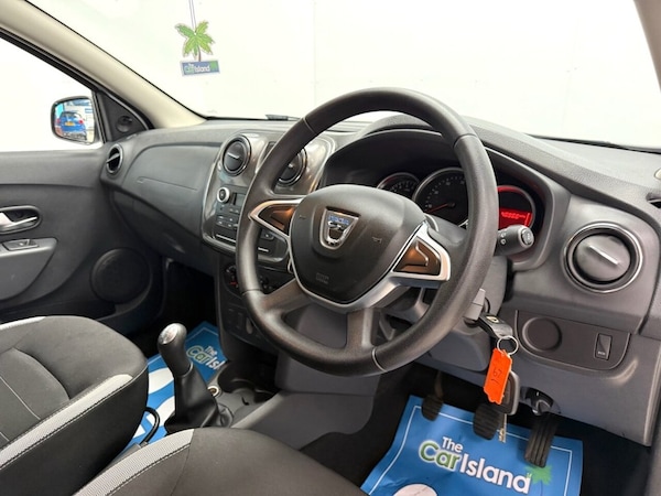 Used Dacia Sandero Stepway 2017 for sale - 76105484: Photo 12