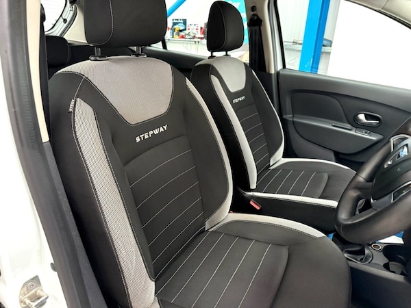 Used Dacia Sandero Stepway 2017 for sale - 76105484: Photo 14