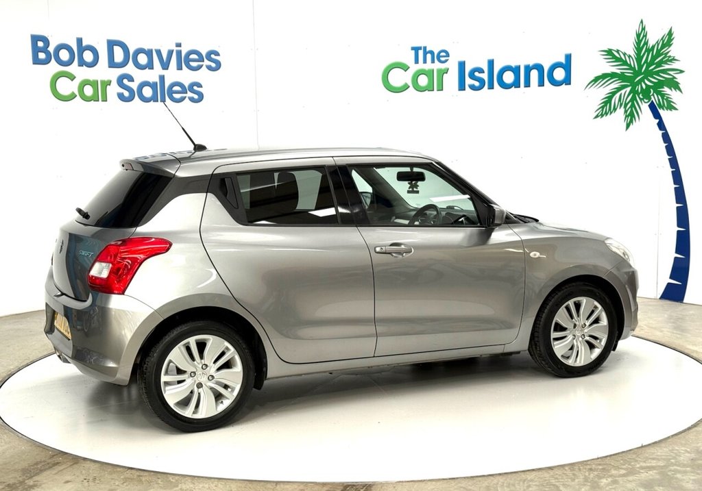 Used Suzuki Swift 2017 for sale - 77680357: Photo 10