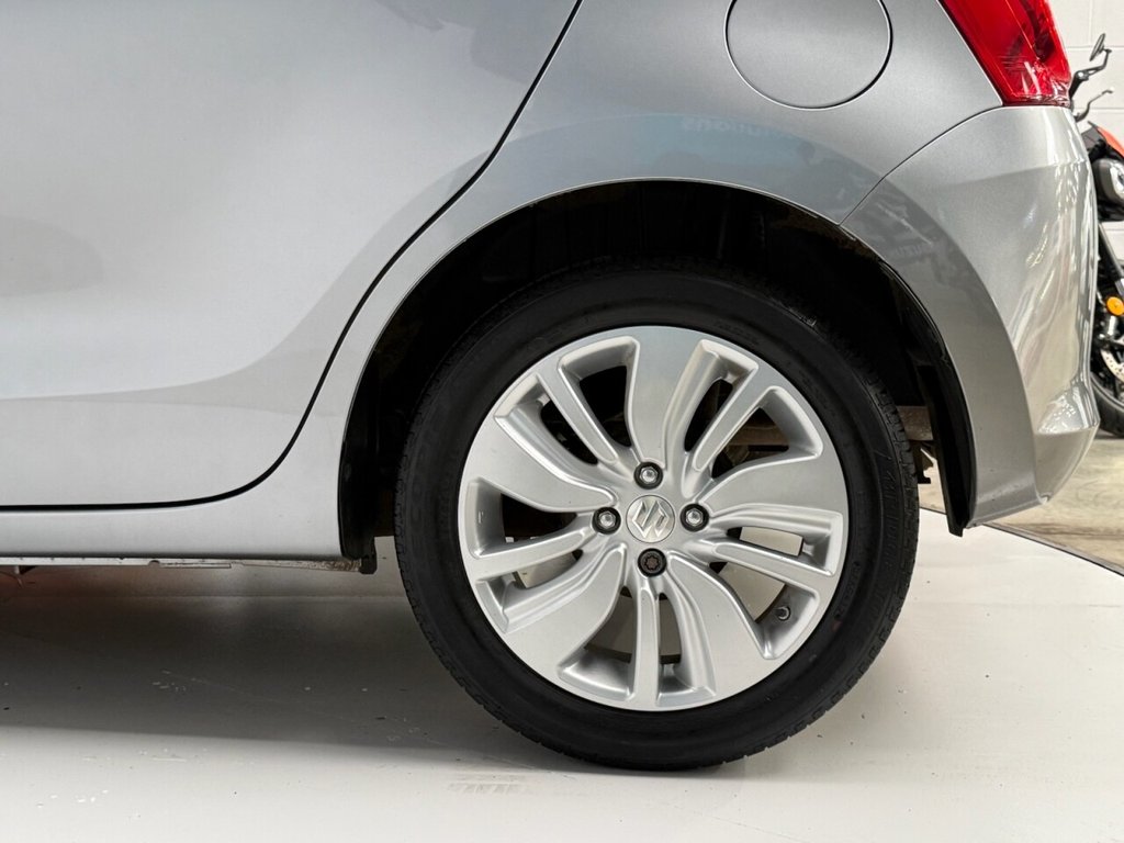 Used Suzuki Swift 2017 for sale - 77680357: Photo 15