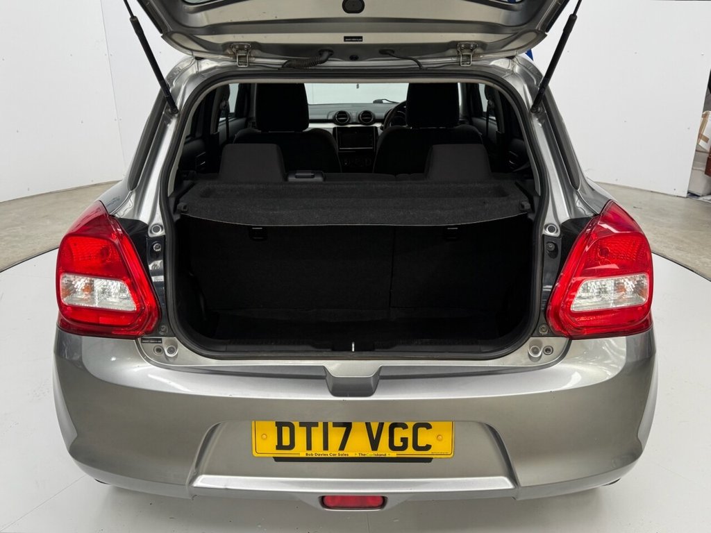 Used Suzuki Swift 2017 for sale - 77680357: Photo 28