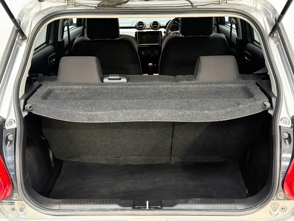 Used Suzuki Swift 2017 for sale - 77680357: Photo 29