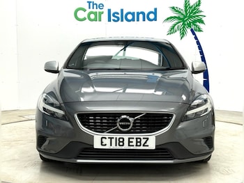 Used Volvo V40 2018 for sale - 75924223: Photo