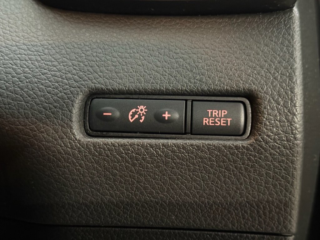 Used Nissan Qashqai 2017 for sale - 77027354: Photo 22