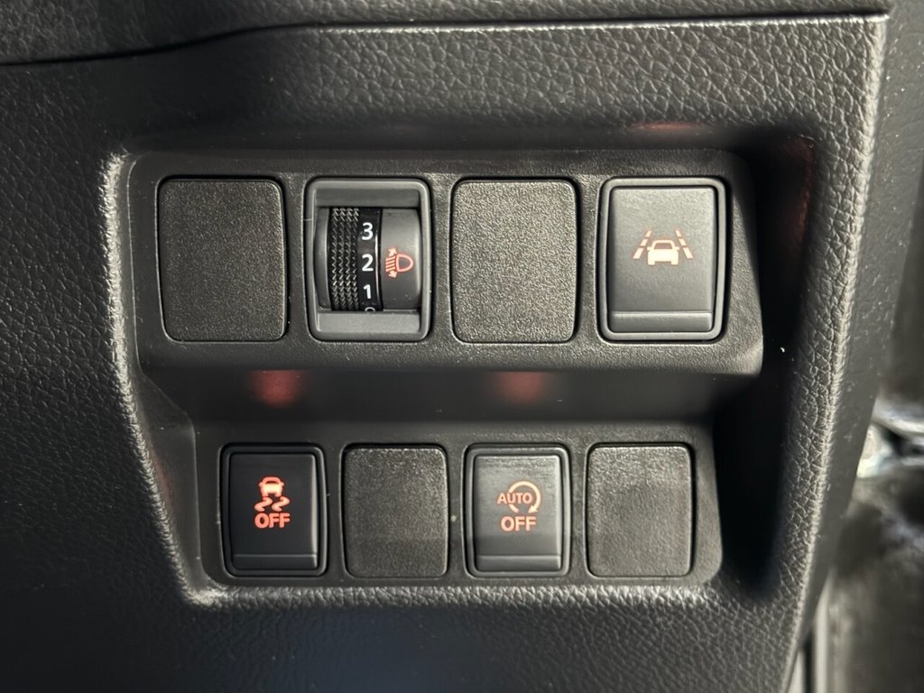 Used Nissan Qashqai 2017 for sale - 77027354: Photo 23