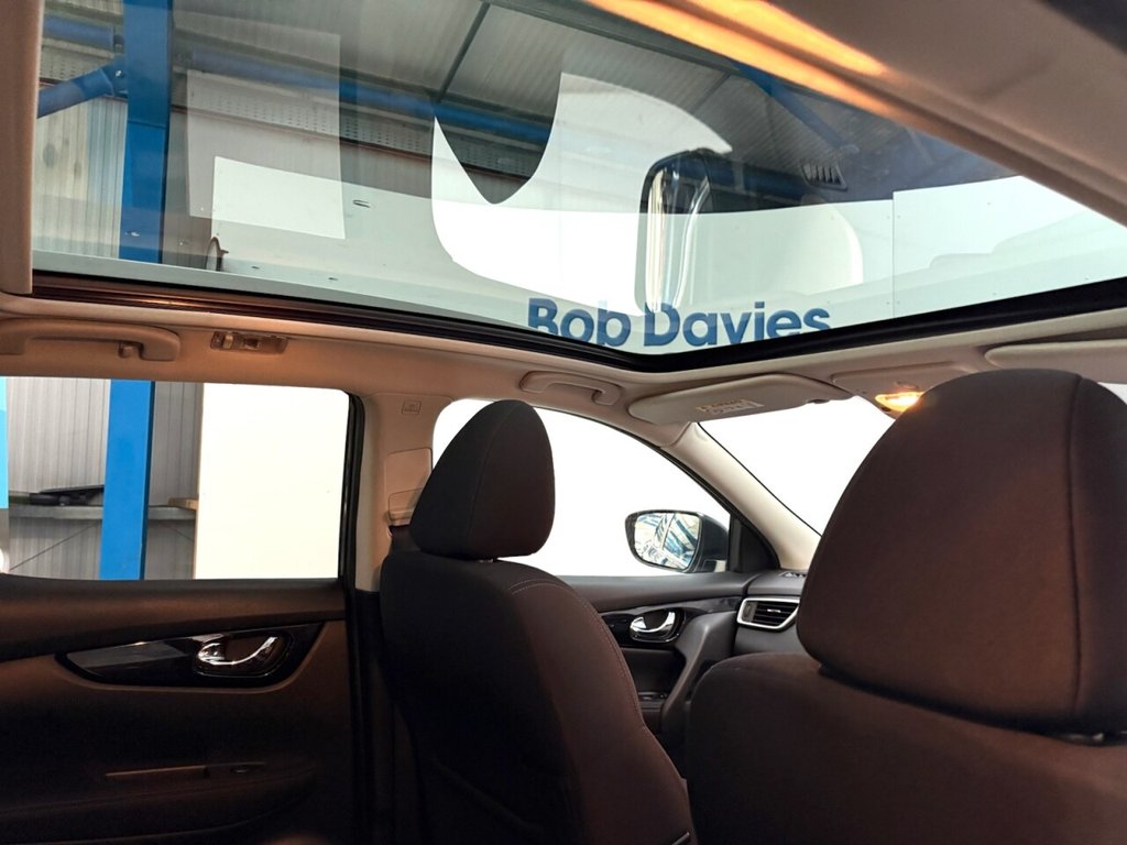 Used Nissan Qashqai 2017 for sale - 77027354: Photo 32