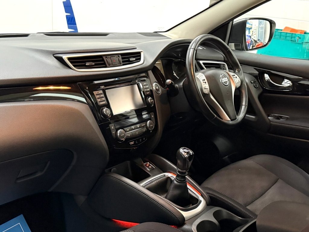 Used Nissan Qashqai 2017 for sale - 77027354: Photo 4