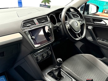 Used Volkswagen Tiguan 2018 for sale - 78919448: Photo
