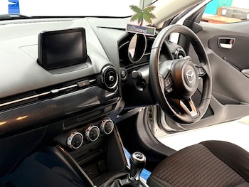 Used Mazda Mazda2 2018 for sale - 78930897: Photo