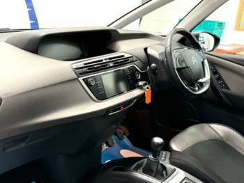 Used Citroen C4 Picasso 2017 for sale - 74866498: Photo