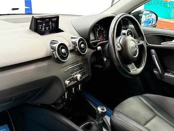 Used Audi A1 2018 for sale - 76346000: Photo