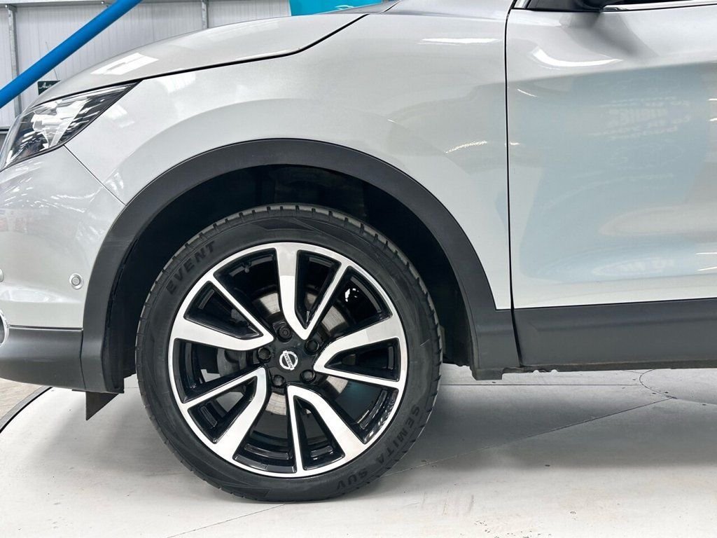 Used Nissan Qashqai 2017 for sale - 77287928: Photo 13