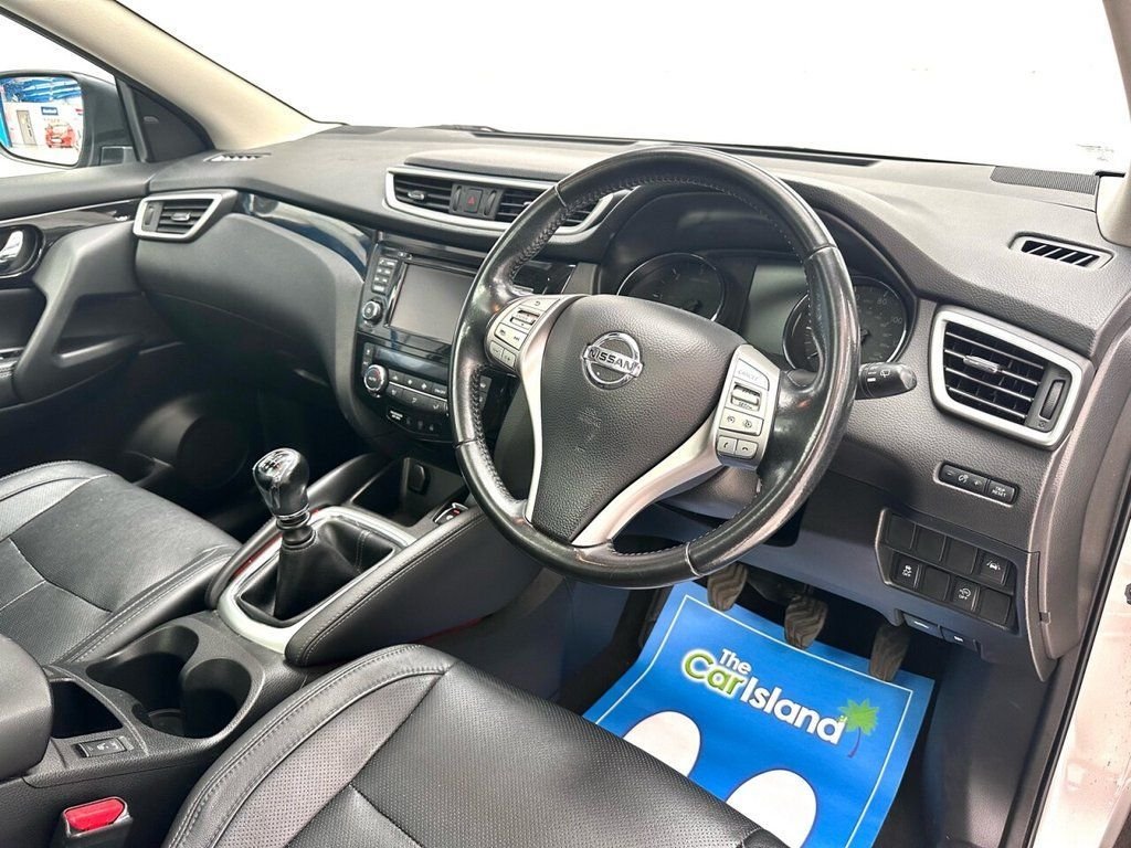 Used Nissan Qashqai 2017 for sale - 77287928: Photo 18