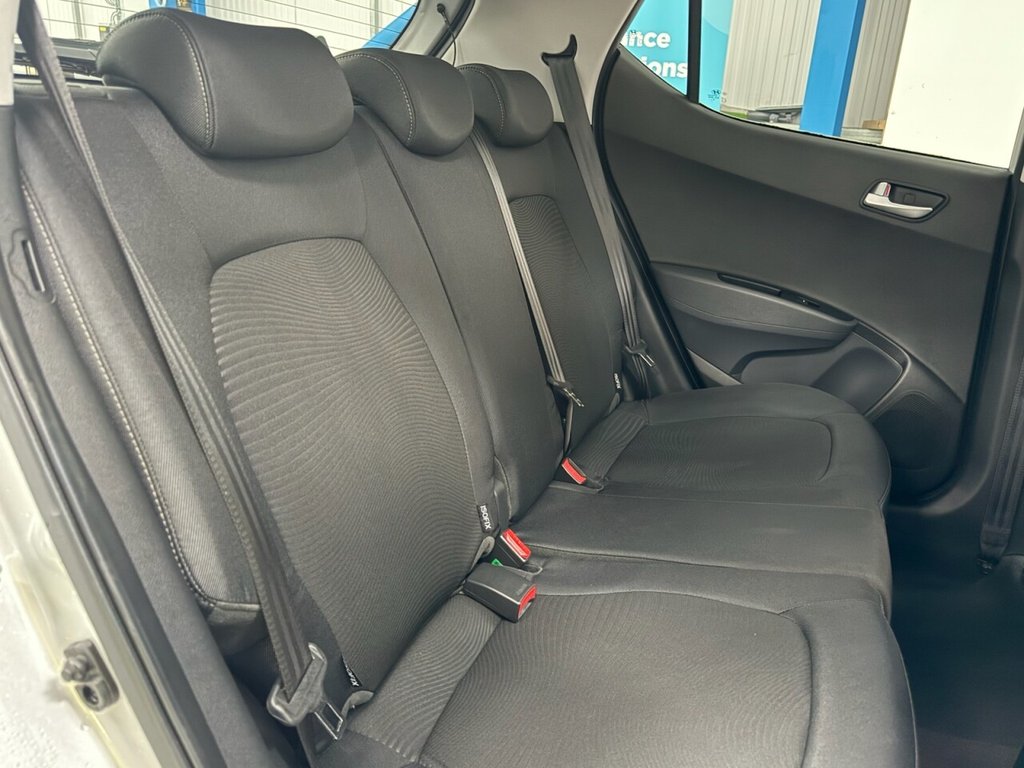 Used Hyundai i10 2018 for sale - 76333662: Photo 27