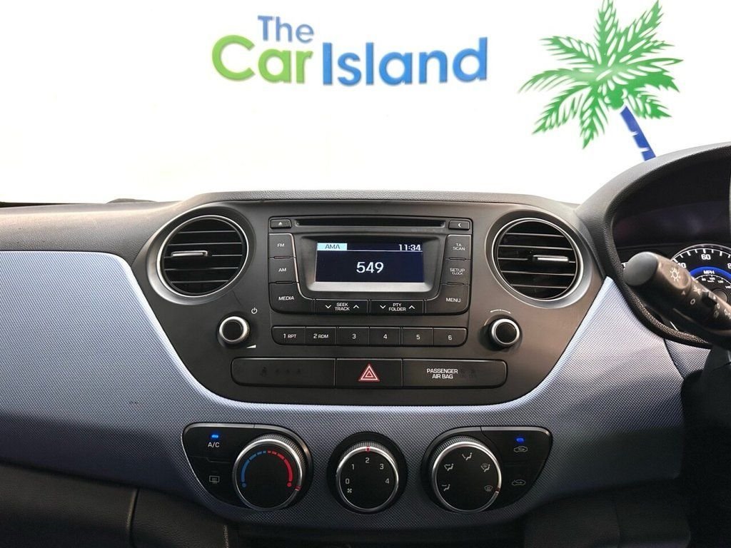 Used Hyundai i10 2014 for sale - 77719811: Photo 16