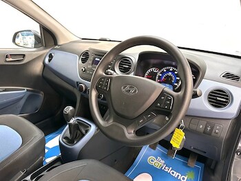 Used Hyundai i10 2014 for sale - 77719811: Photo