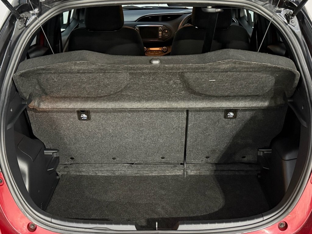 Used Toyota Yaris 2018 for sale - 77703538: Photo 31