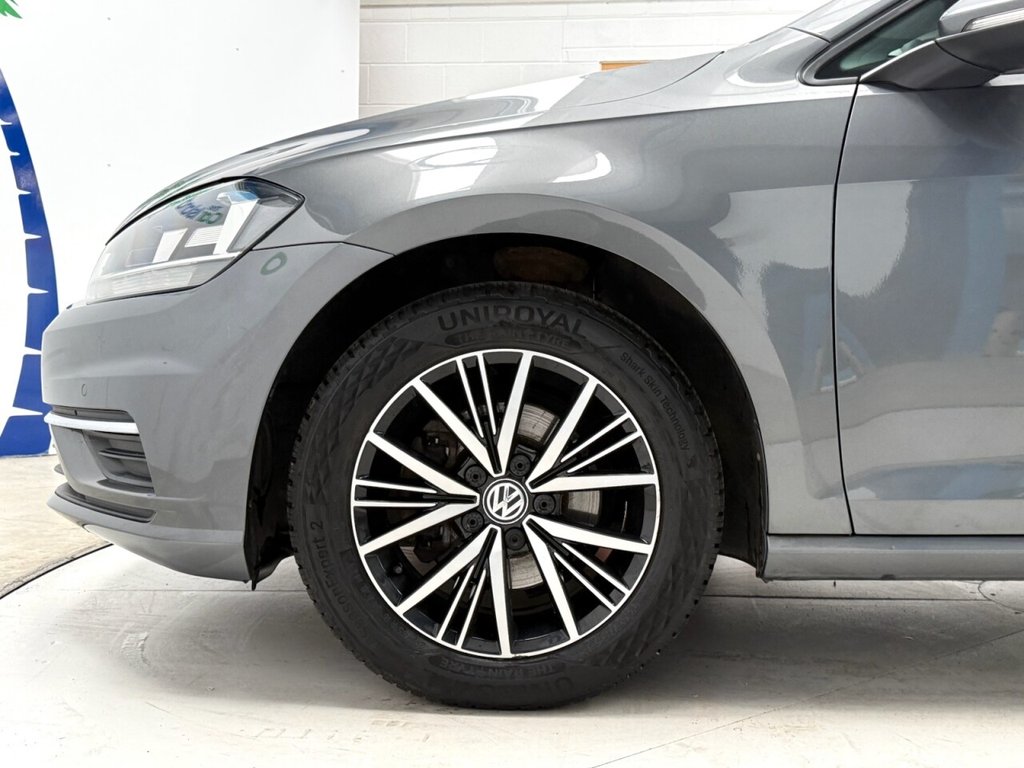 Used Volkswagen Golf 2017 for sale - 78003466: Photo 11