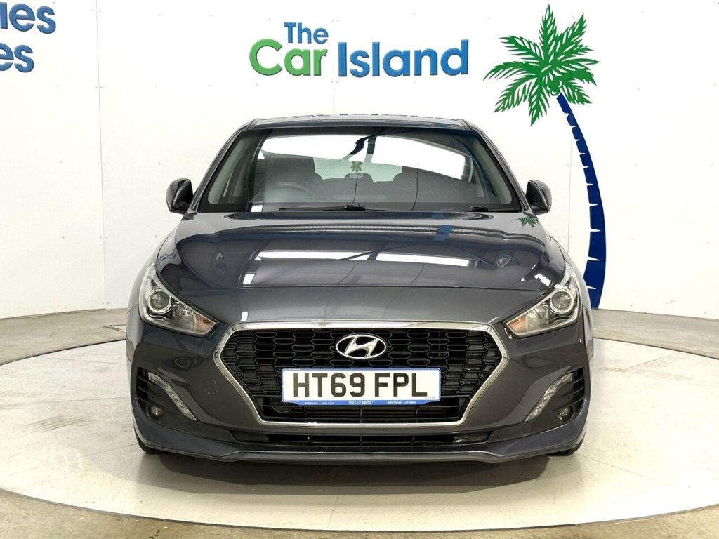 Used Hyundai i30 2020 for sale - 77990779: Photo 2