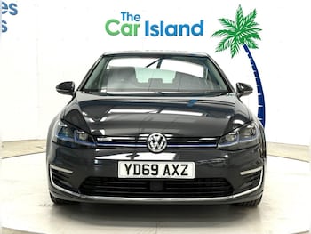 Used Volkswagen Golf 2019 for sale - 78851103: Photo