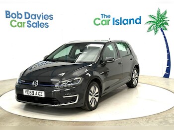 Used Volkswagen Golf 2019 for sale - 78851103: Photo