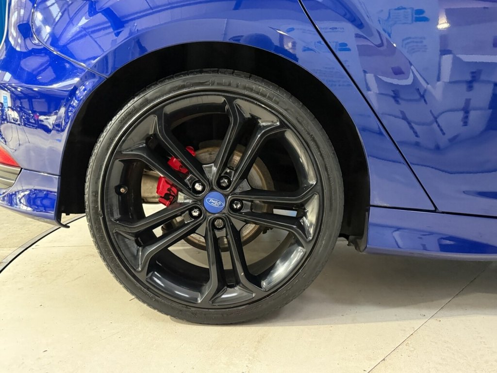 Used Ford Focus 2018 for sale - 77026839: Photo 11