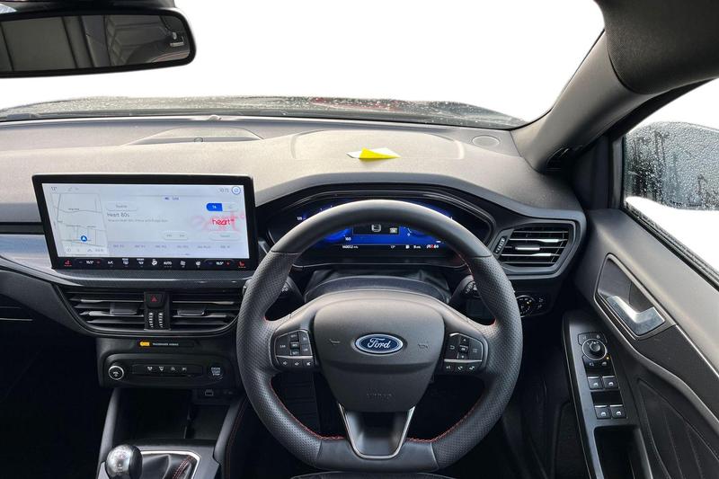 Used Ford Focus 2023 for sale - 76452912: Photo 11