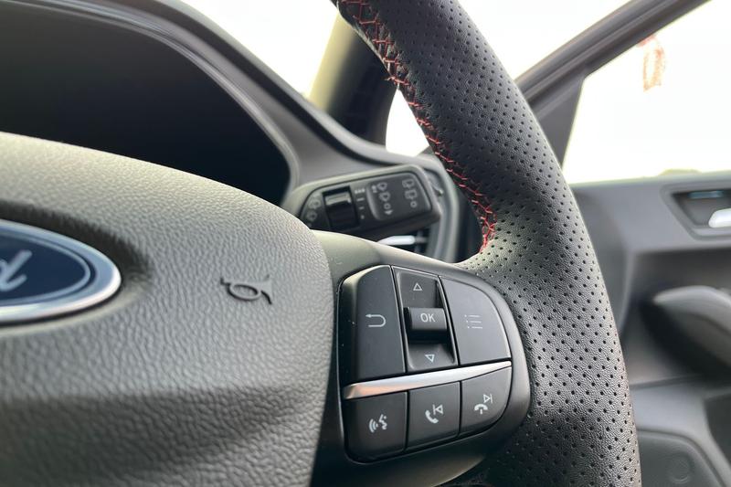 Used Ford Focus 2023 for sale - 76452912: Photo 29