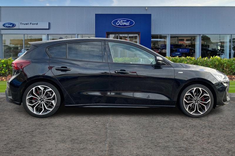 Used Ford Focus 2023 for sale - 76452912: Photo 3