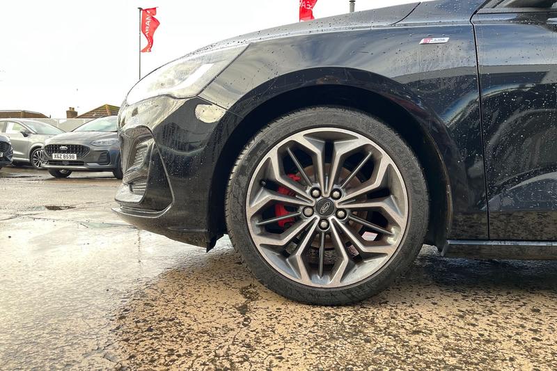 Used Ford Focus 2023 for sale - 76452912: Photo 8