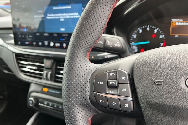 Used Ford Focus 2023 for sale - 73714775: Photo 29