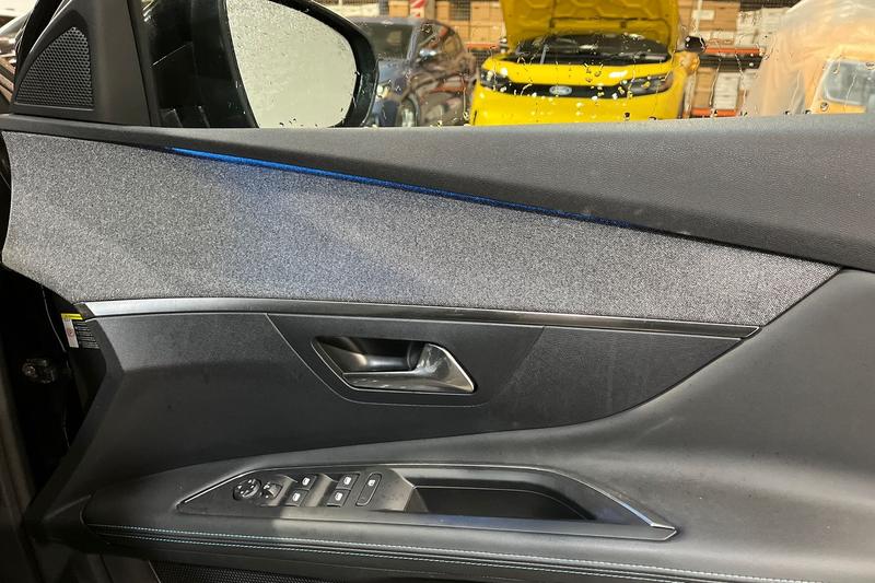 Used Peugeot 3008 2021 for sale - 77006065: Photo 25