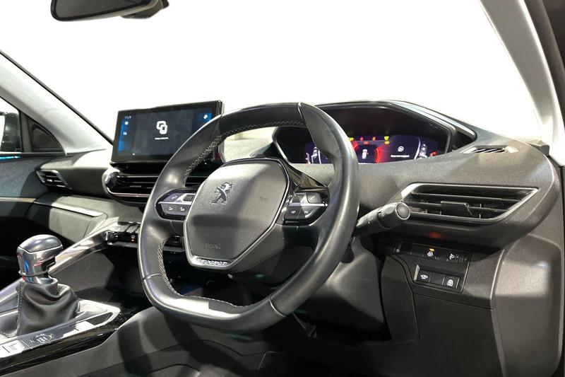 Used Peugeot 3008 2021 for sale - 77006065: Photo 9