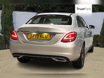 Used Mercedes-Benz C Class 2019 for sale - 77809610: Photo