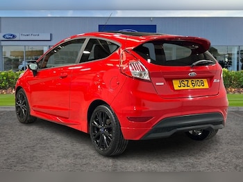 Used Ford Fiesta 2016 for sale - 75922500: Photo
