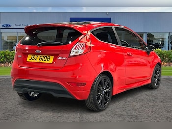 Used Ford Fiesta 2016 for sale - 75922500: Photo