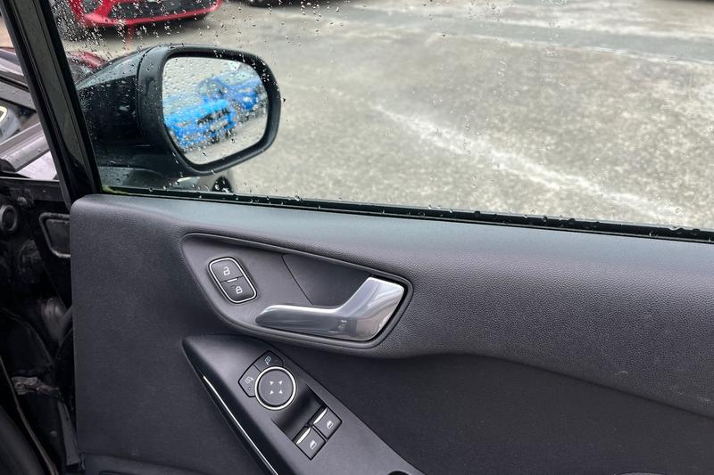 Used Ford Fiesta 2019 for sale - 76056160: Photo 24