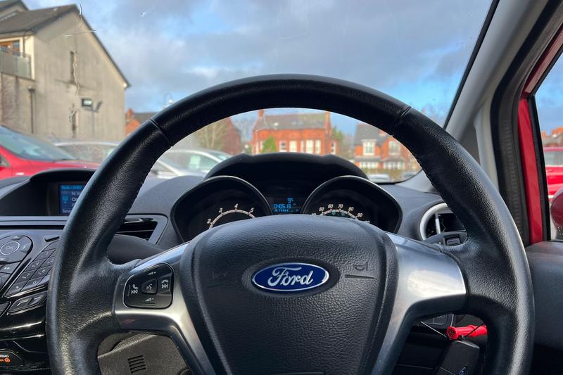 Used Ford Fiesta 2016 for sale - 76895432: Photo 12